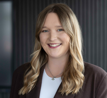 Ihre Ansprechpartnerin – Lea-Maria Engelbrecht | MeetingRAUM